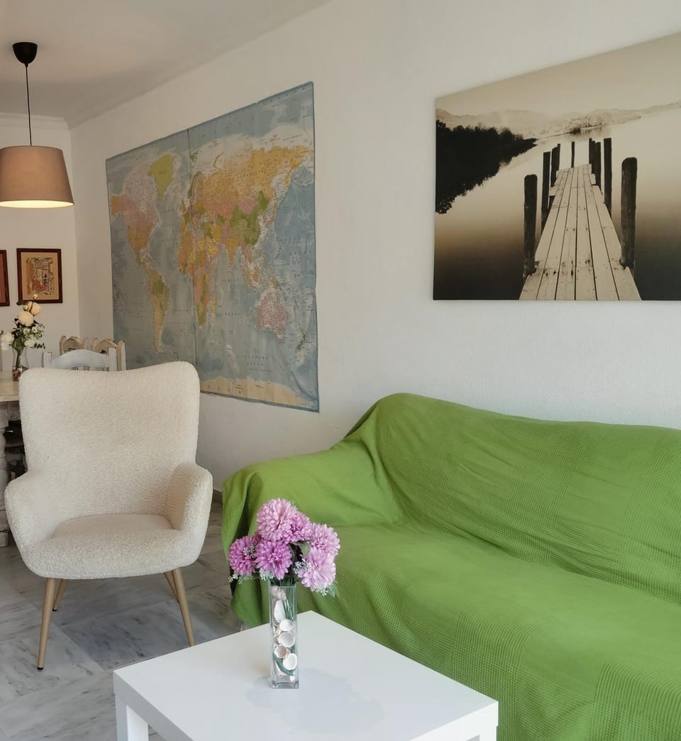 Torrequebrada beach ático Apartment in Benalmadena