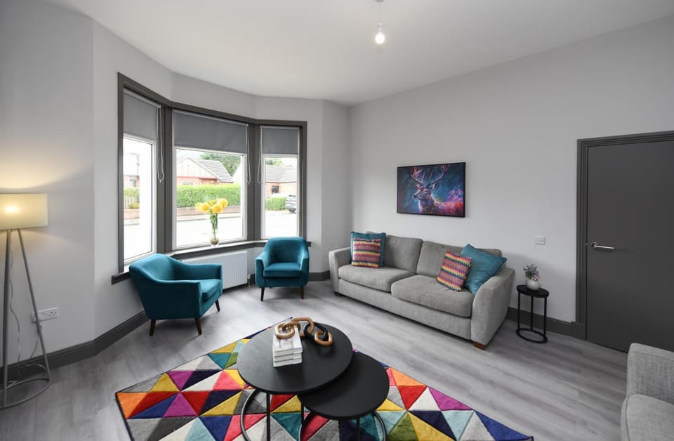 Lounge or bar, Seating area