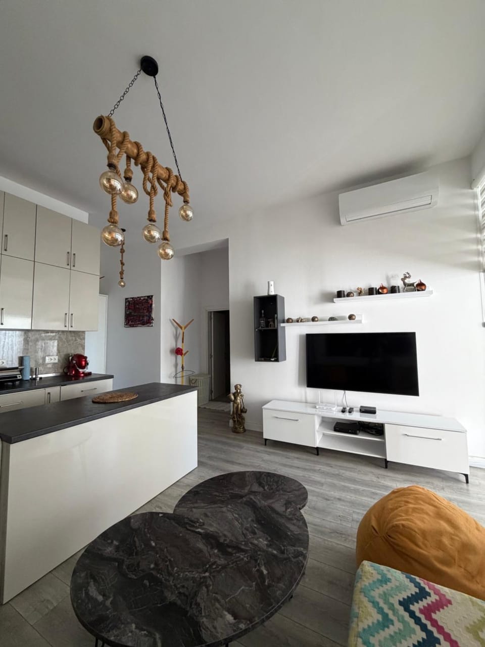 Qerret Flat House Apartment in Tirana County, Albania