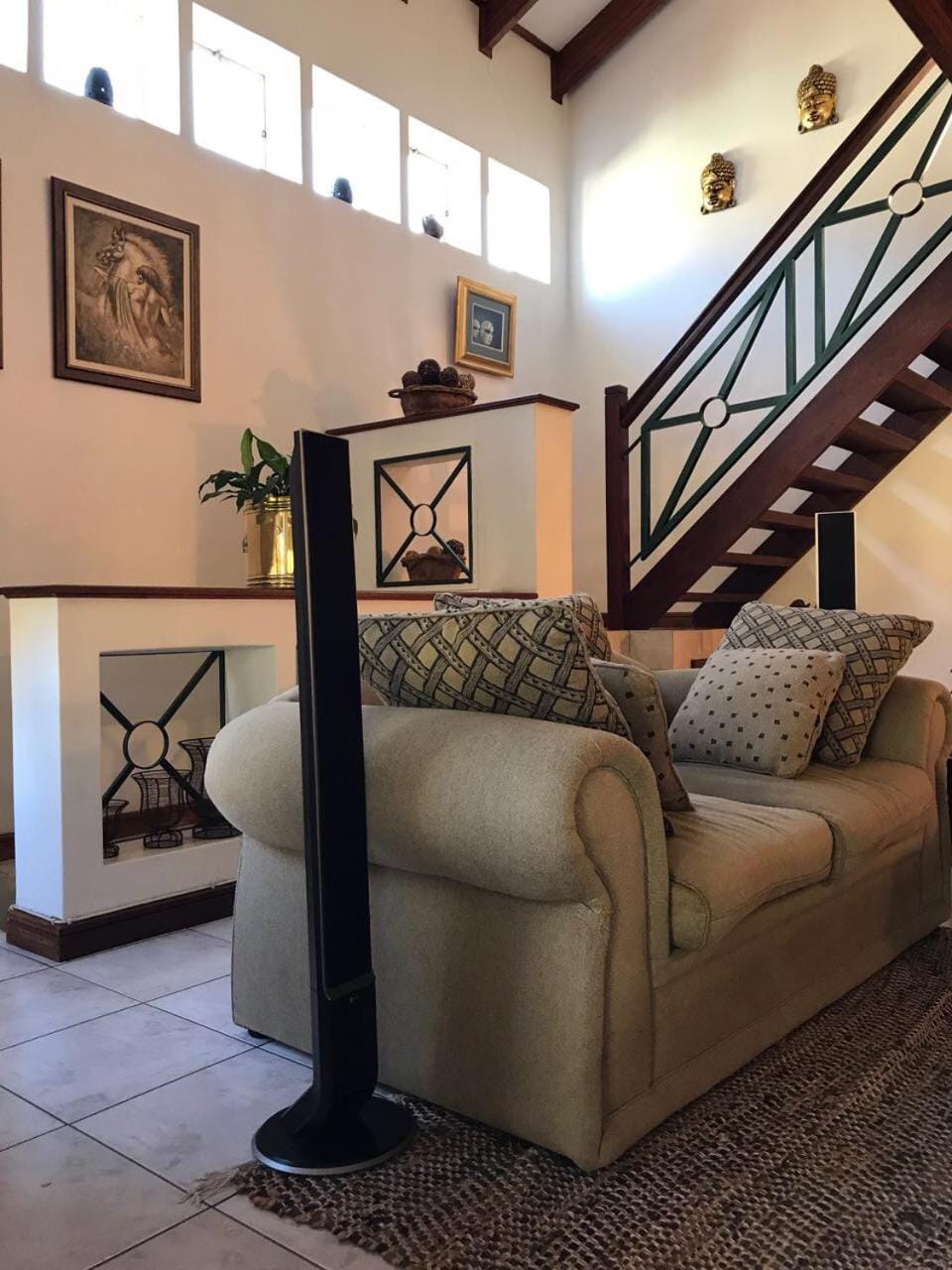 TV and multimedia, Living room, Lounge or bar, Seating area