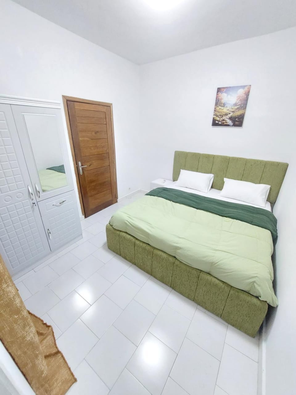 Bed, Photo of the whole room, Bedroom, towels, wardrobe