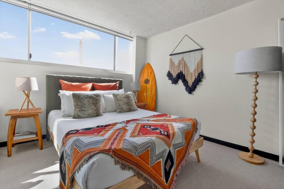 Bed, Decorative detail, Bedroom