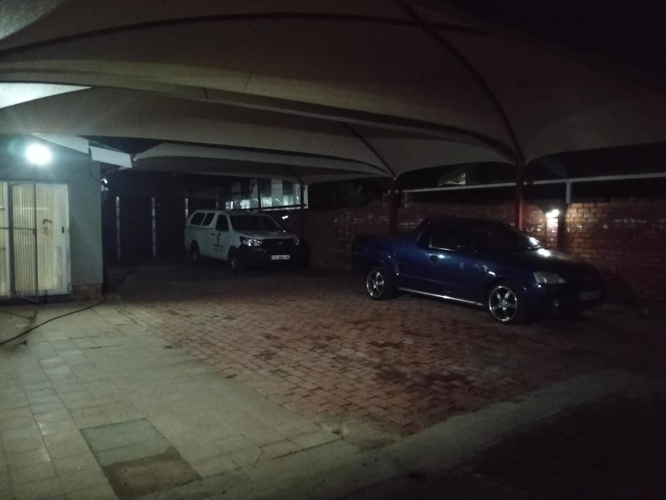 Sunflower Acres Apartment in South Africa