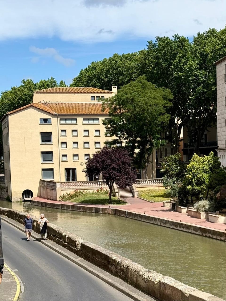 Les 3 Pigeons Apartment in Narbonne