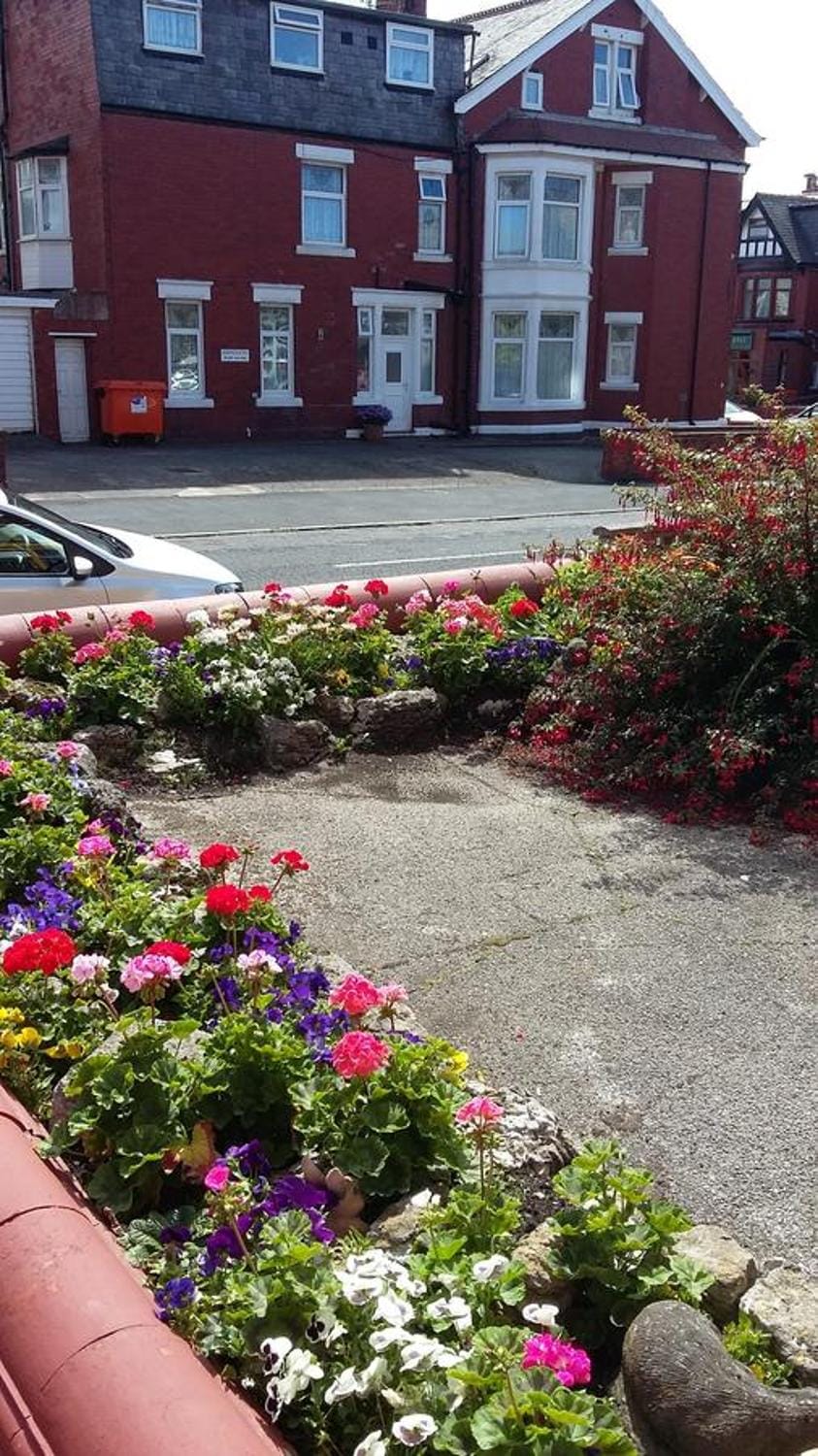 Property building, Garden