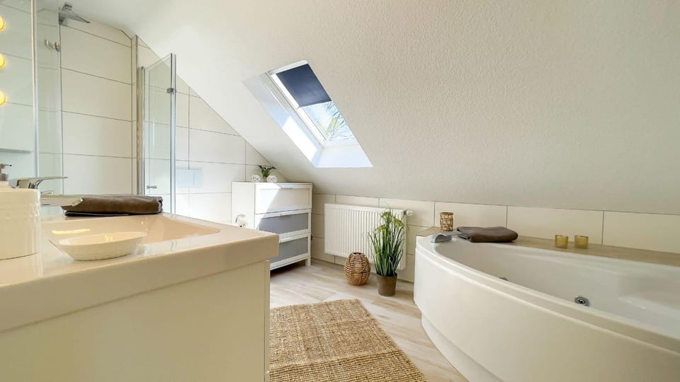 Kapitänshaus FeWo 4 / Ferienwohnung Strandrobbe 4 Apartment in Cuxhaven
