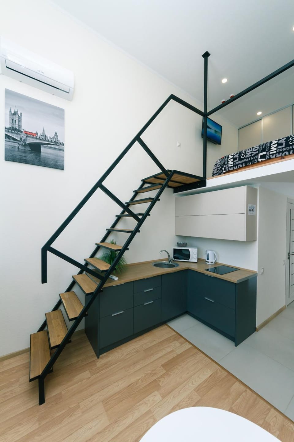 Kitchen or kitchenette