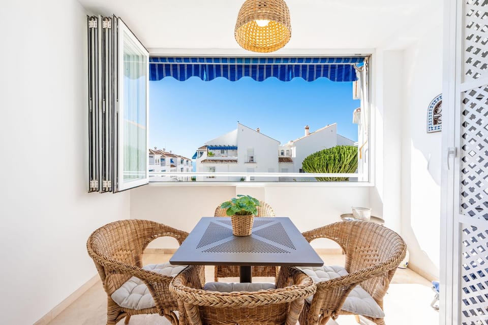 FUENTES DE NERJA A1 1E MENYBER - Apartment with Pool View Apartment in Nerja