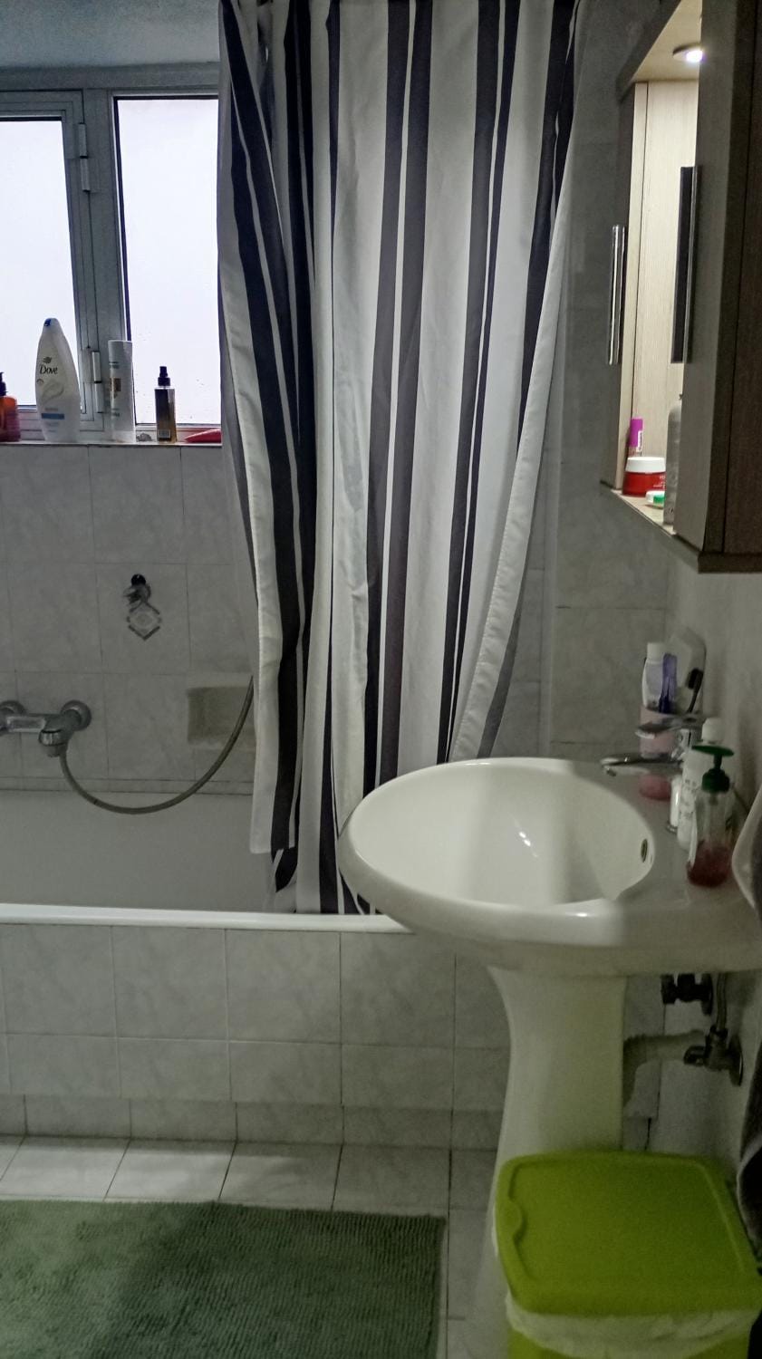 Family apartment near Nea Smirni square Apartment in Kallithea