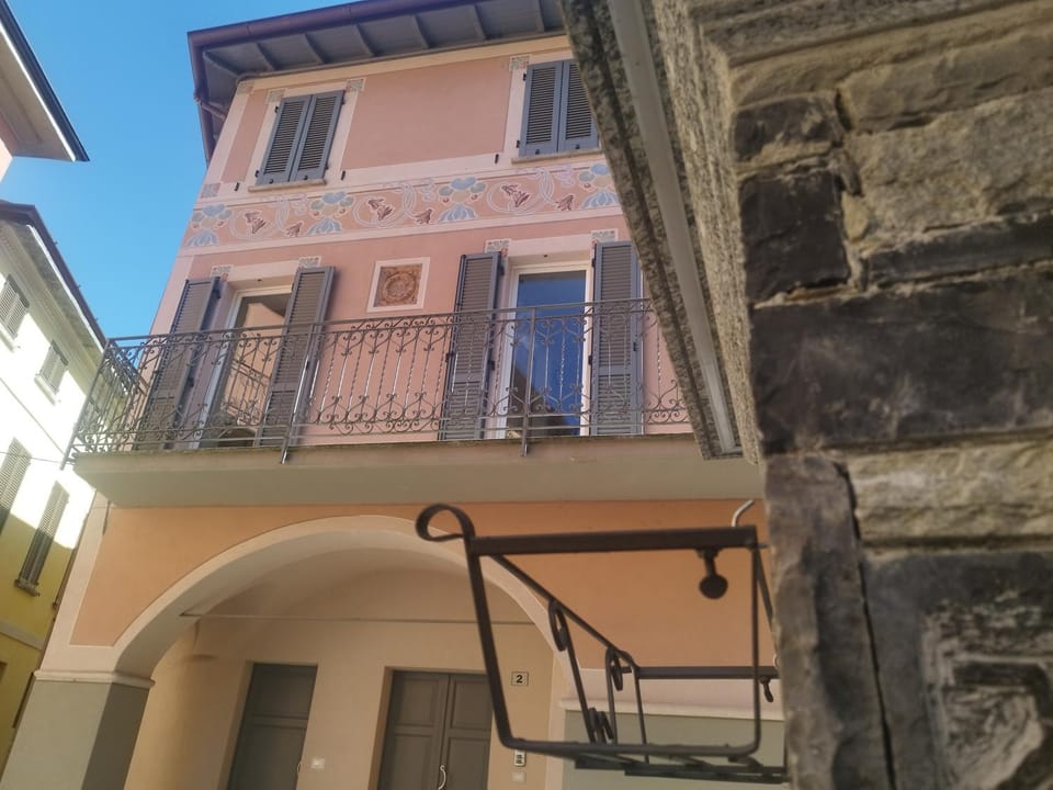 Casa Antonella, a 4 passi dal lago House in Lugano