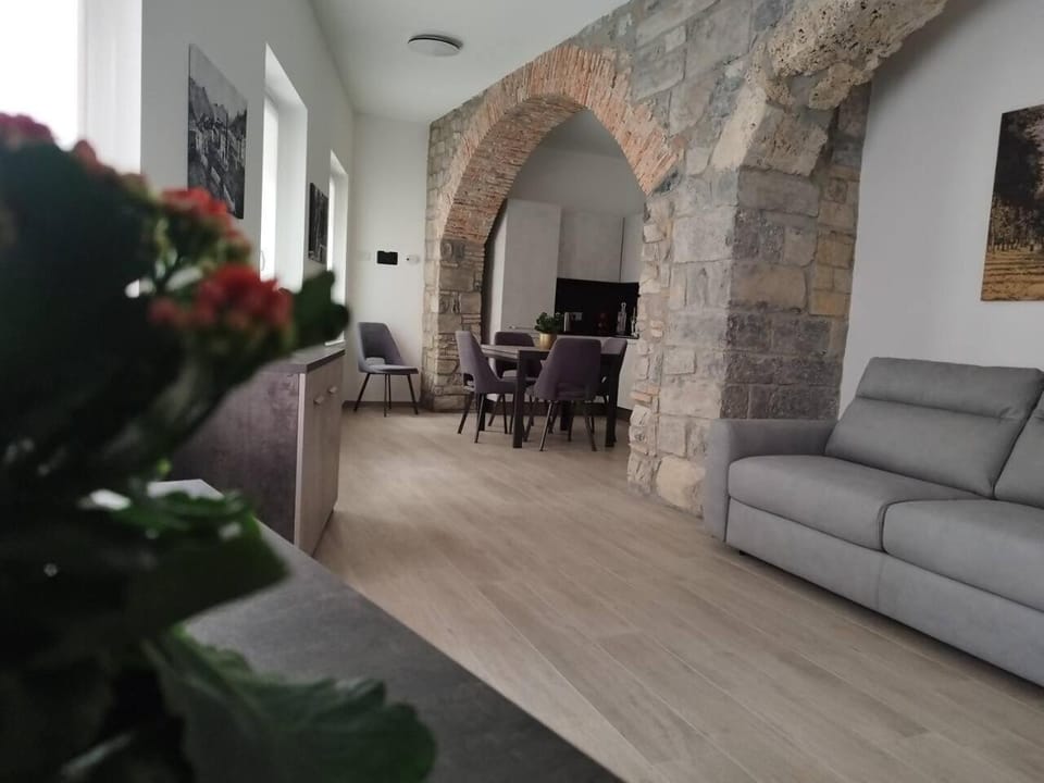 Casa Antonella, a 4 passi dal lago House in Lugano