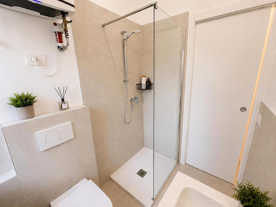 Shower, Bathroom