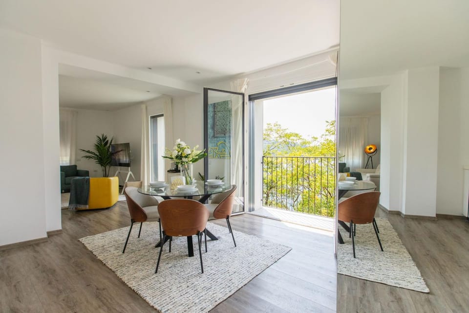 The Heaven Como Lake View Apartments By Icon7 Luxu Apartment in Como