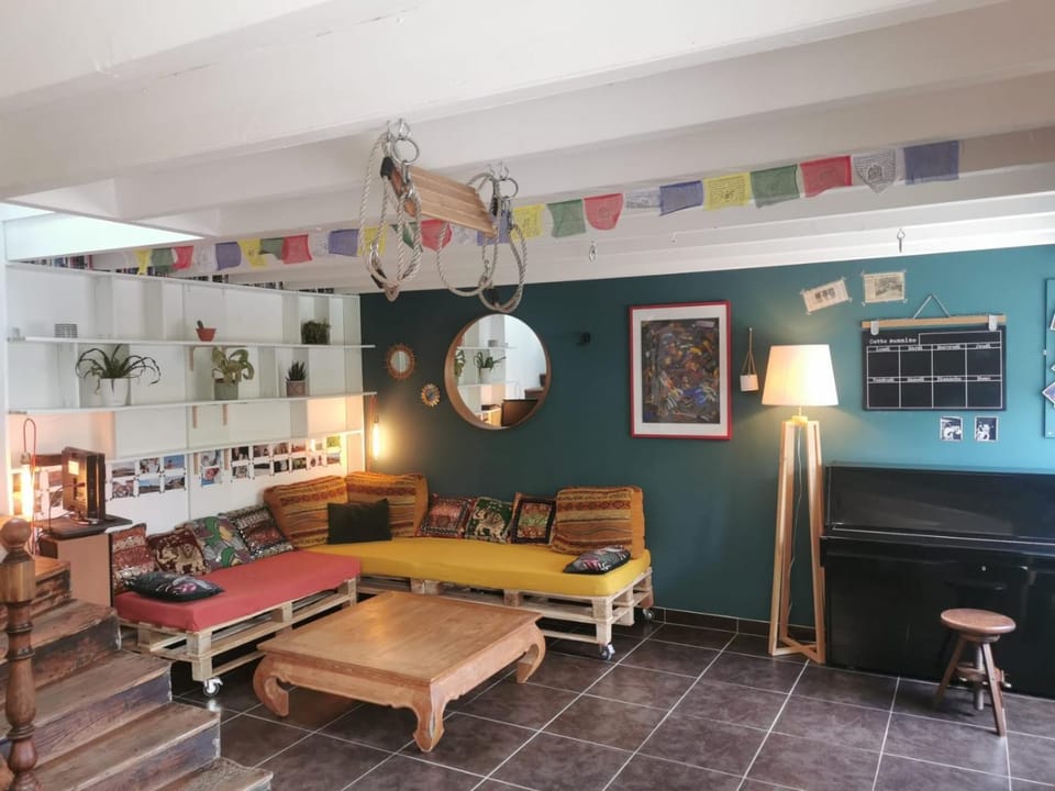 Property building, Living room