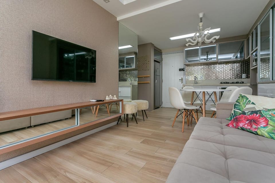 Gastronomy | Pool | Lagon Waterfront #LA12D Apartment in Florianopolis