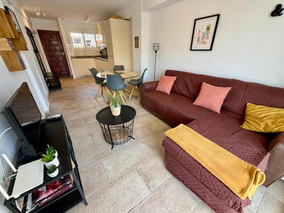 MIAMI 8 Apartment in Nerja