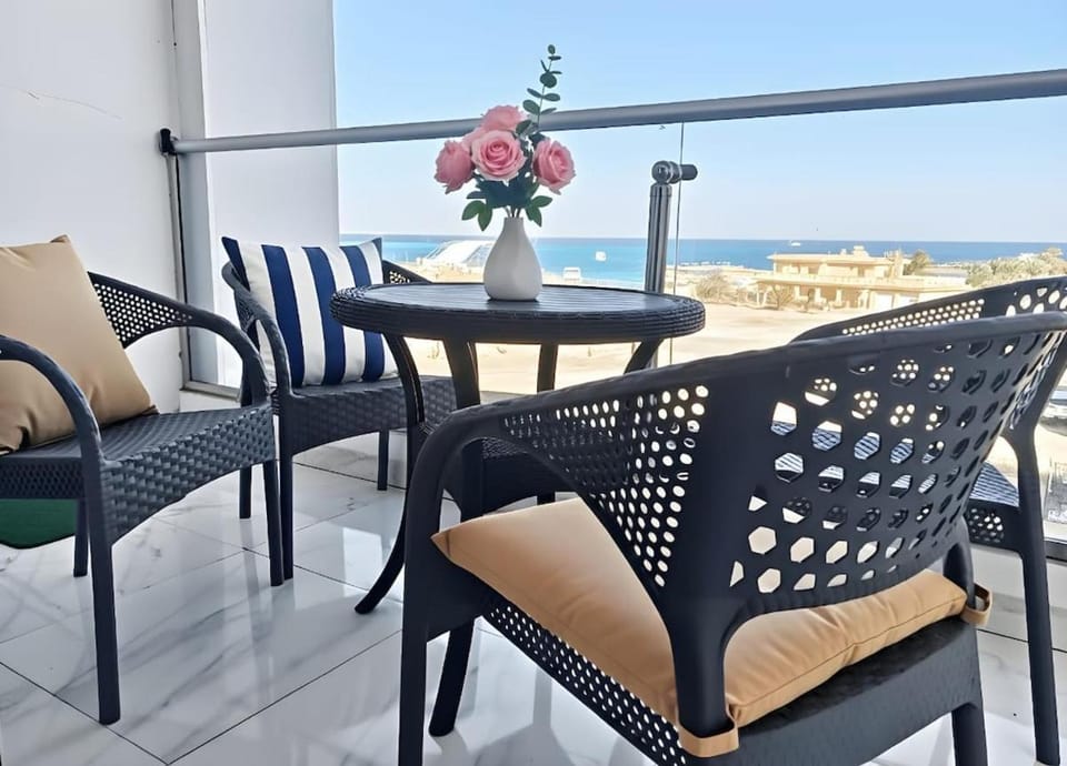 Sea view central luxury apartment 212 Apartment in Hurghada
