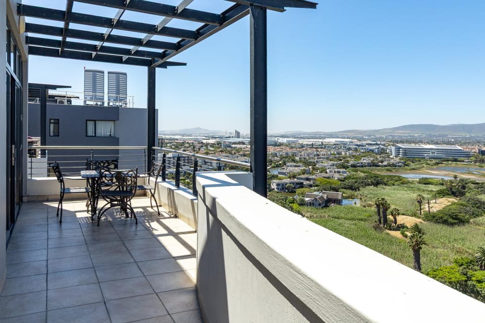 View (from property/room), Balcony/Terrace