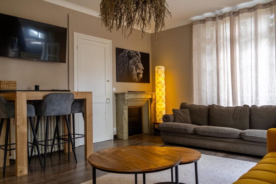 Appartement en centre ville Jacuzzi & parking Apartment in La Rochelle