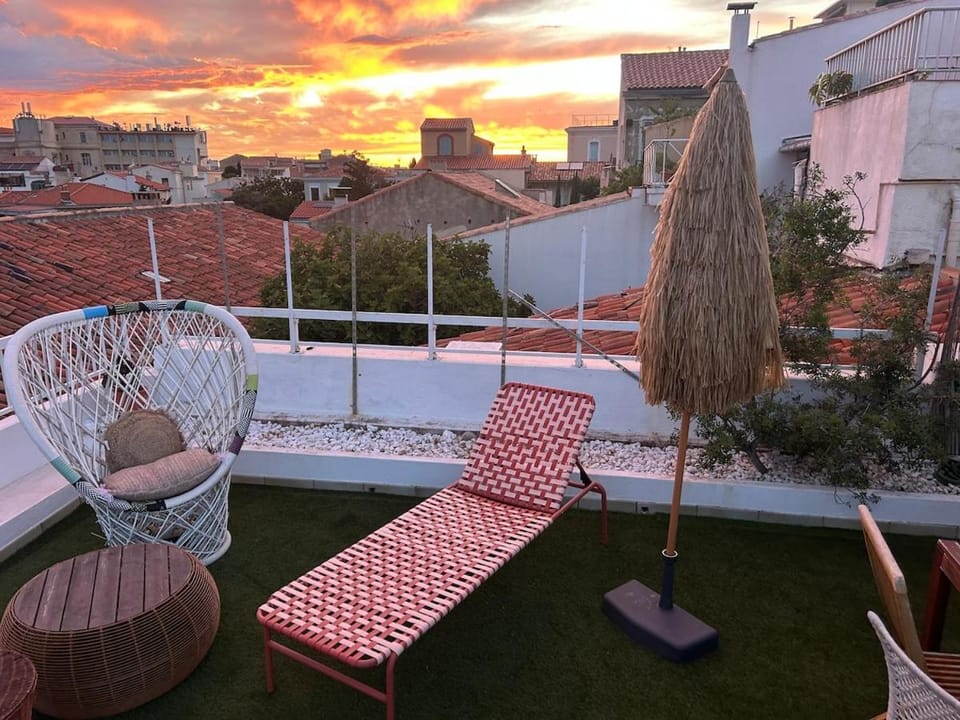 Villa with Sea View, Terraces & Private Garage Villa in Marseille