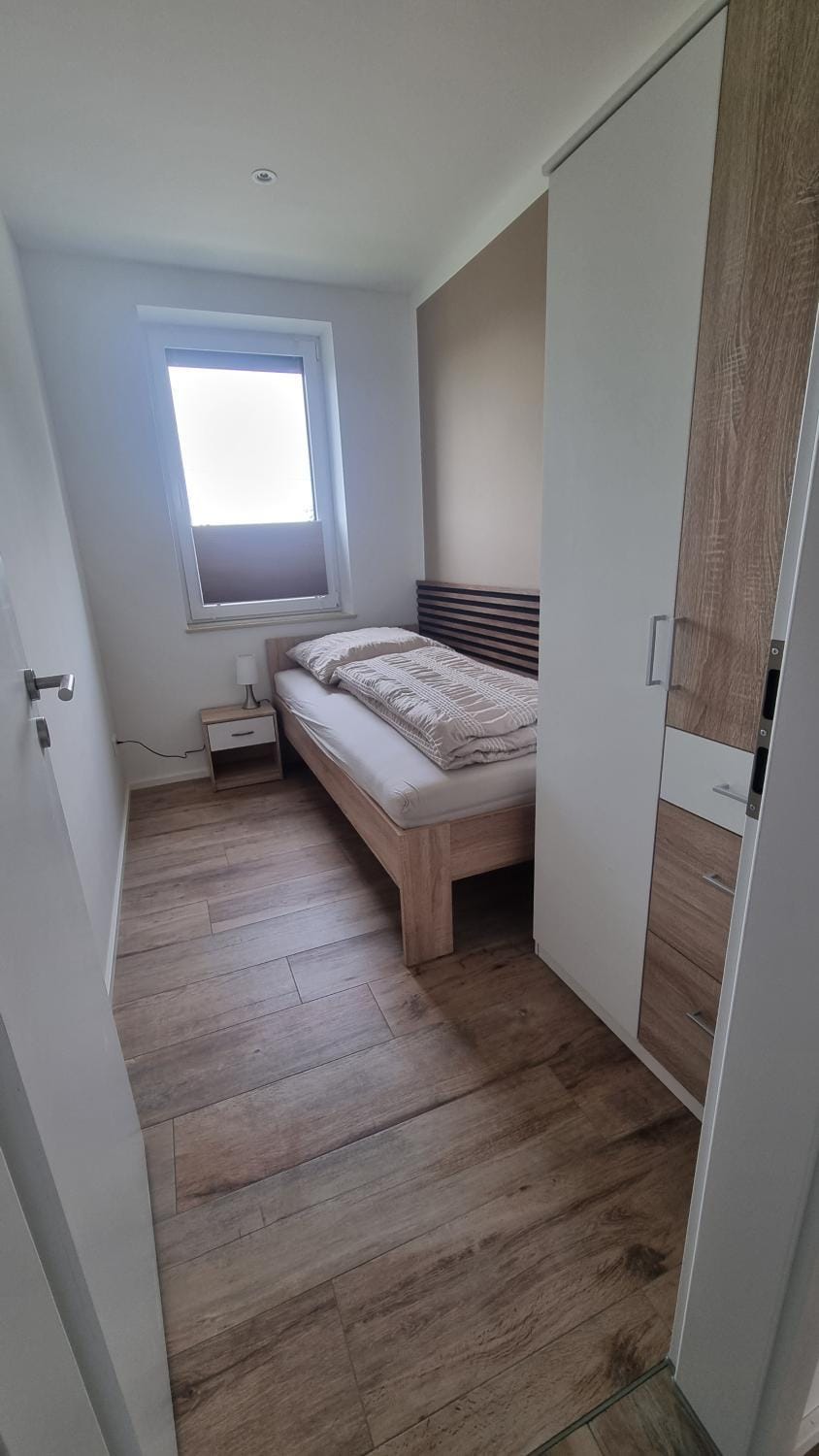 Bed, Photo of the whole room, Bedroom, wardrobe