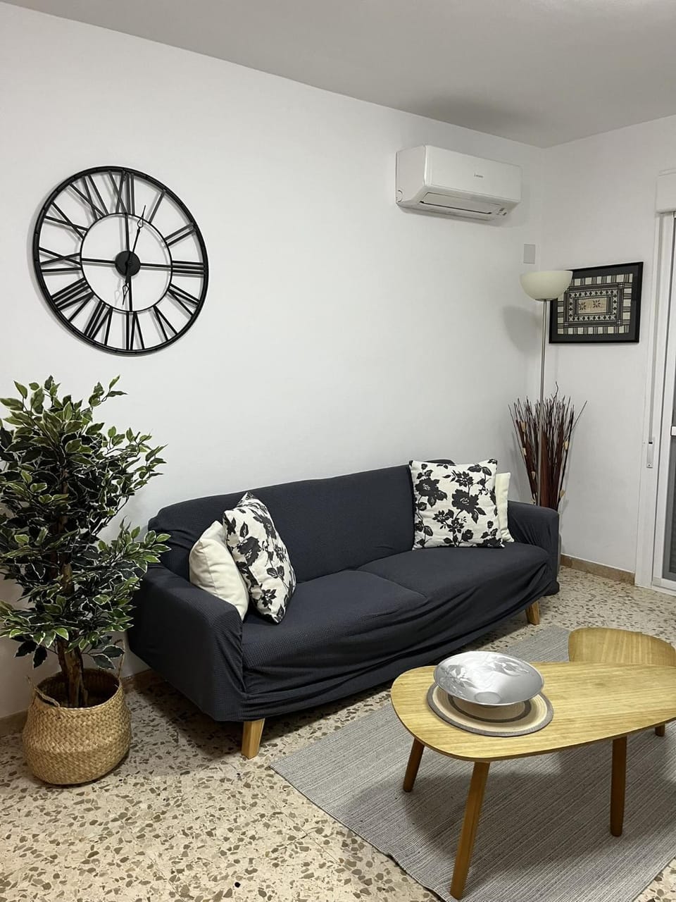 Living room, air conditioner