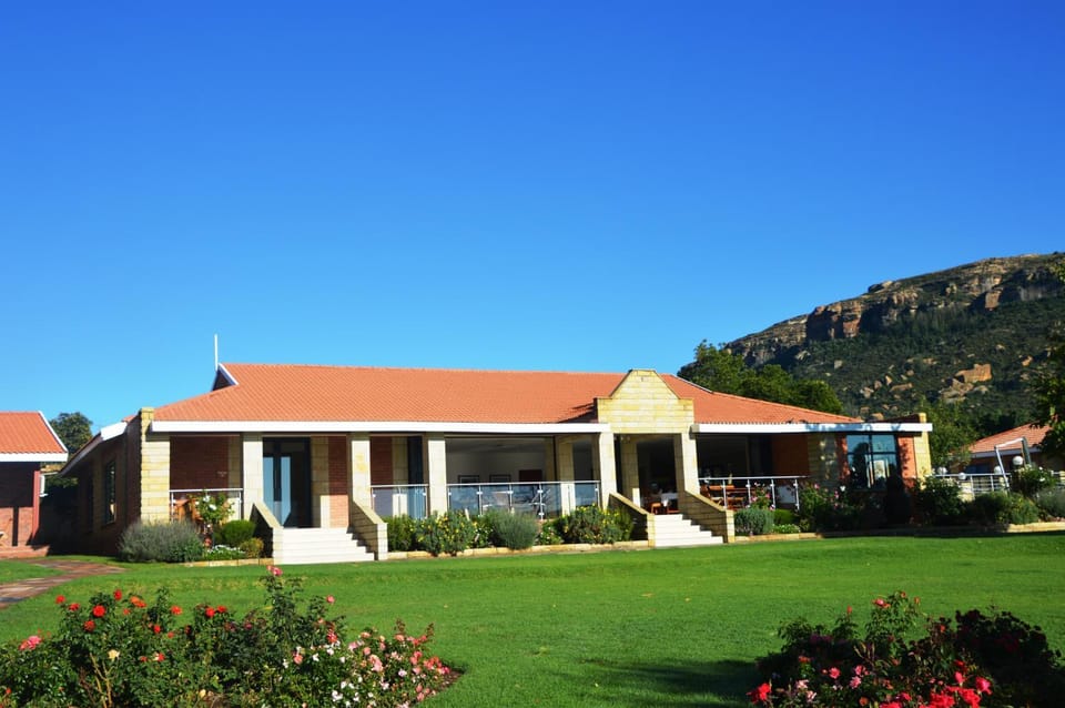 Patio, Restaurant/places to eat, Lounge or bar, Garden view, Mountain view