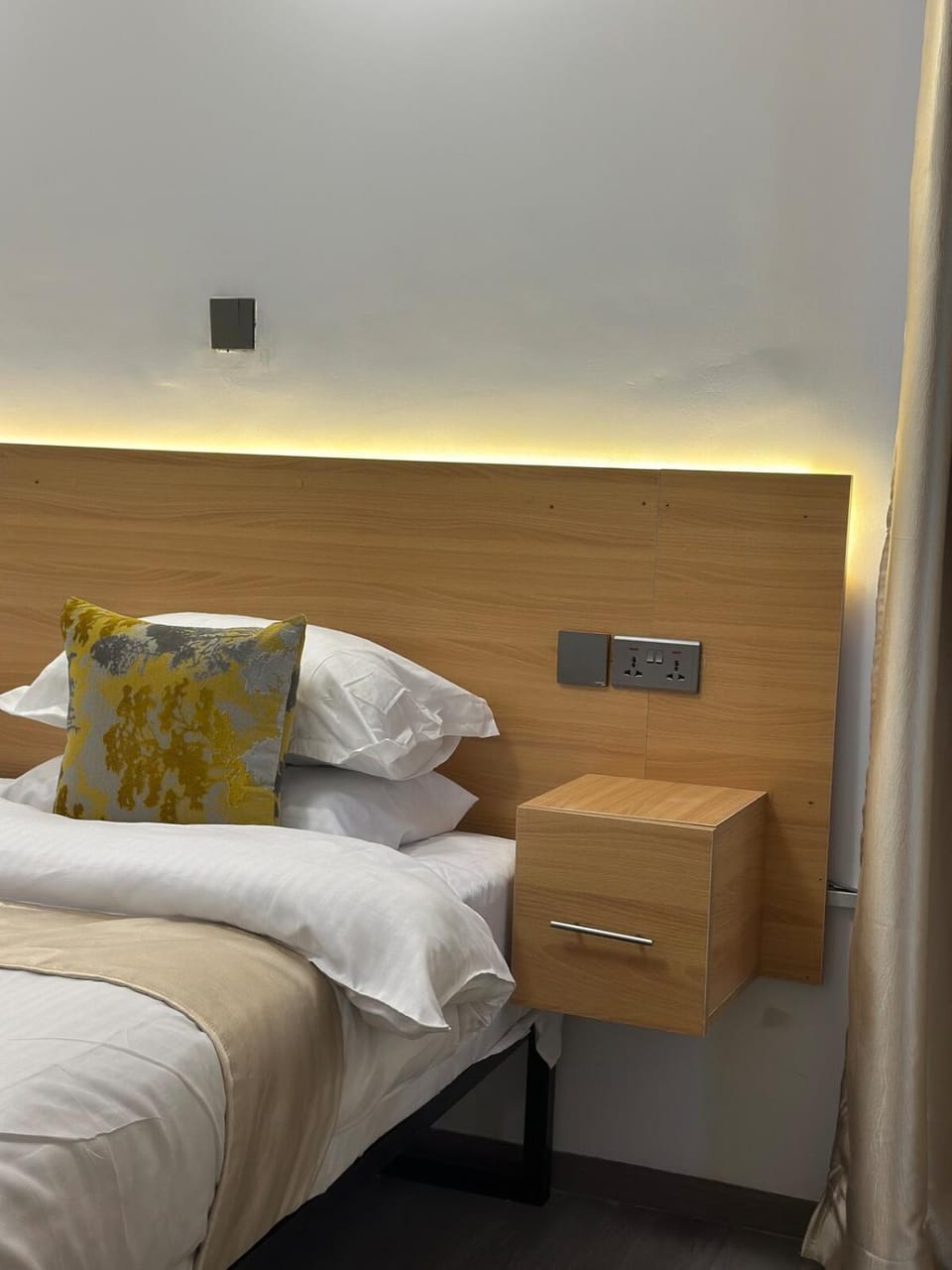 Small 2-Bedroom ,Sleeps 4 , Near CBD & Malls Apartment in Nairobi County