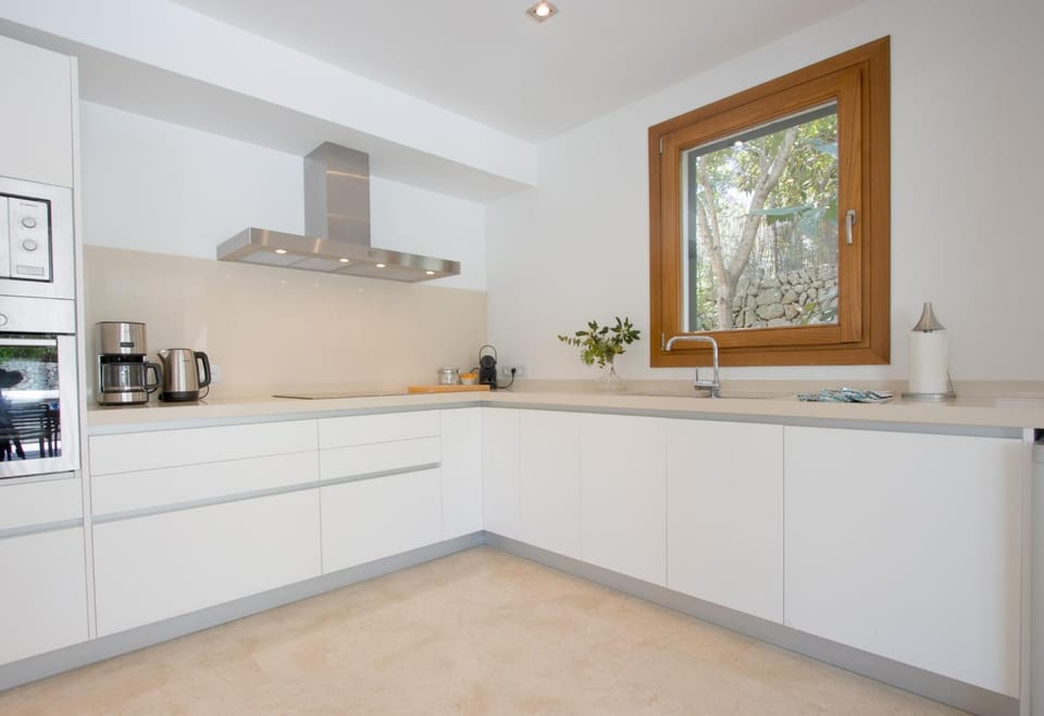 Communal kitchen