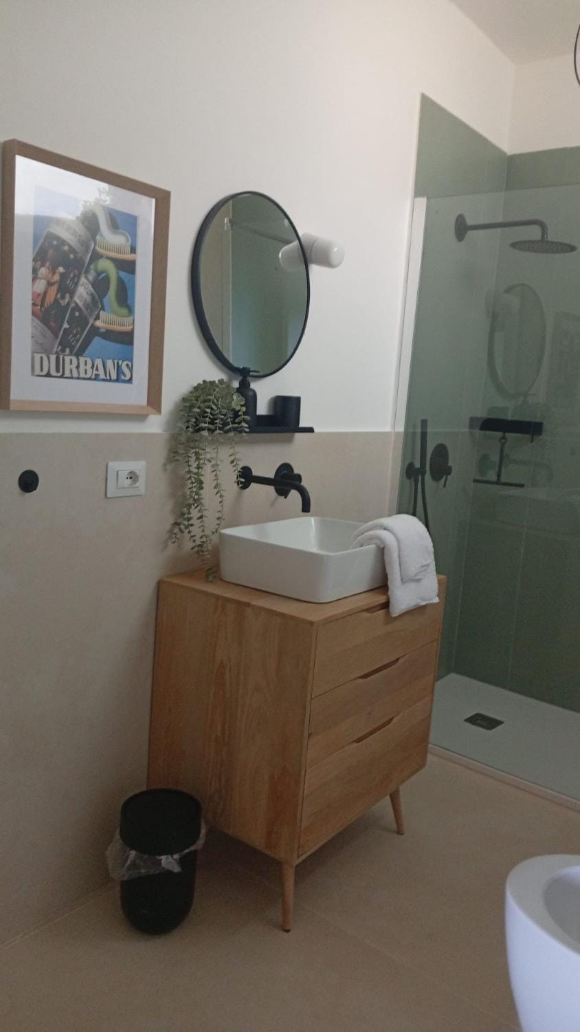 Shower, Bathroom