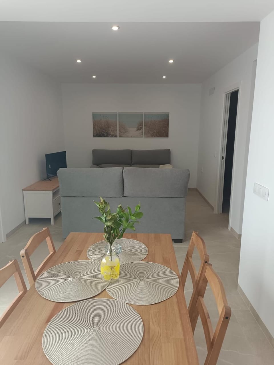 Living room, Dining area