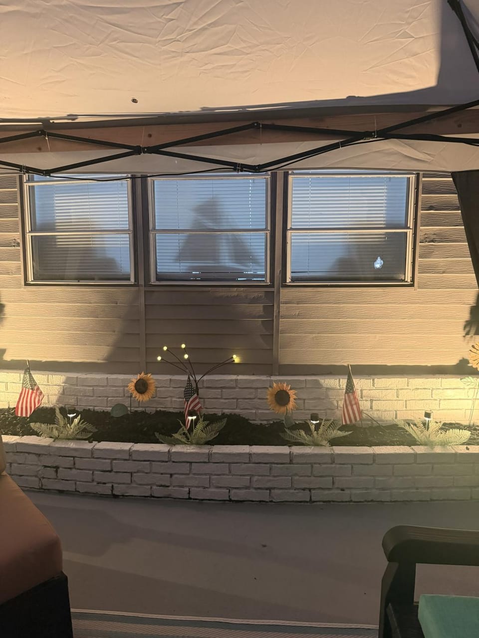 Airy 2 Bedroom in North Fort Myers Near Many Attractions Campground/ 
RV Resort in North Fort Myers