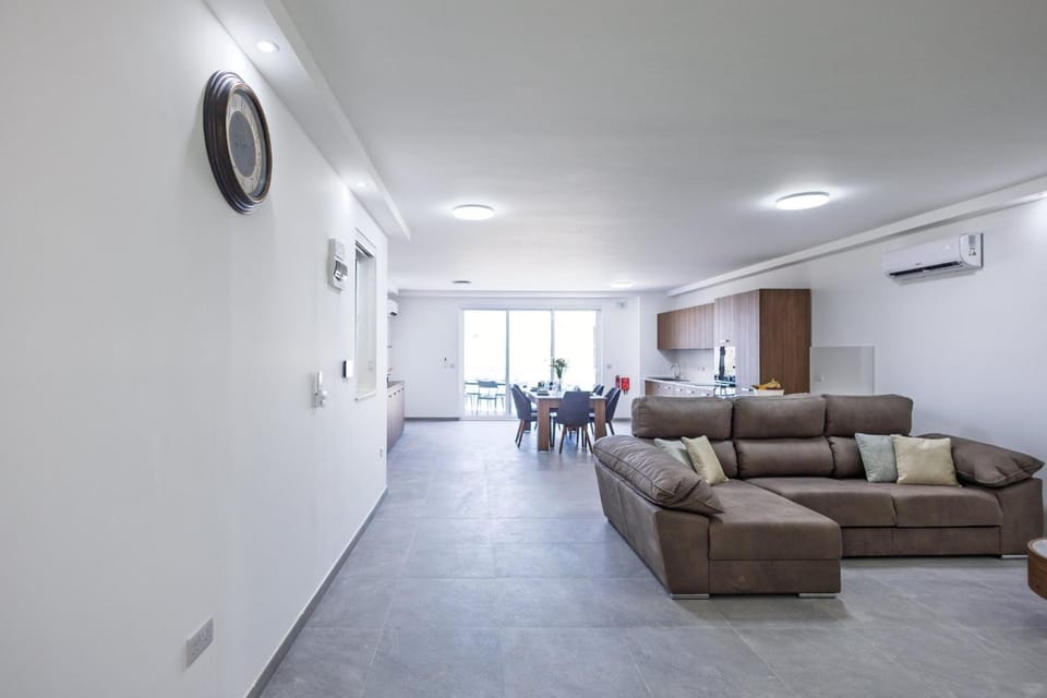 Living room, Other
