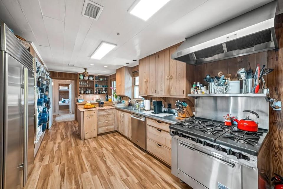 The Driftwood Retreat - Team Joseph Ellen House in Ponte Vedra Beach