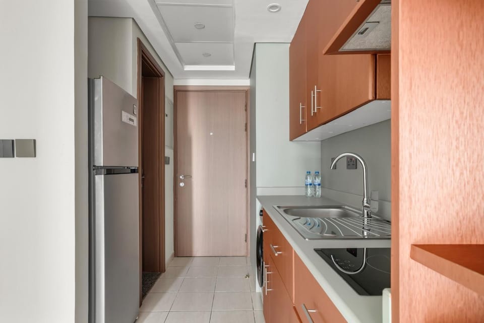 GuestReady - Studio | JLT Skyline & Lake views Apartment in Dubai