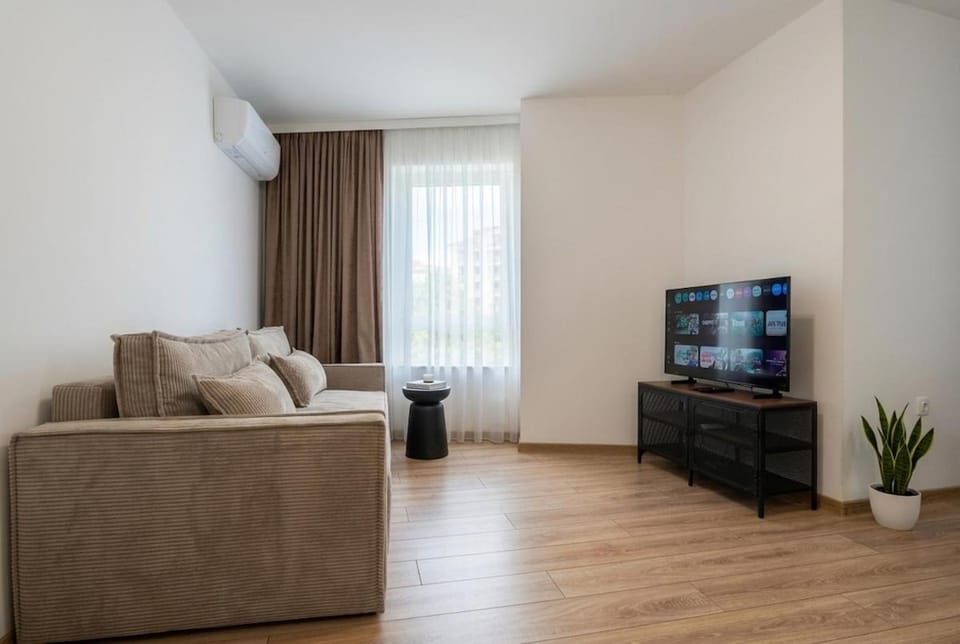 Airport Area Three 3km Double Free Parking Apartment in Sofia