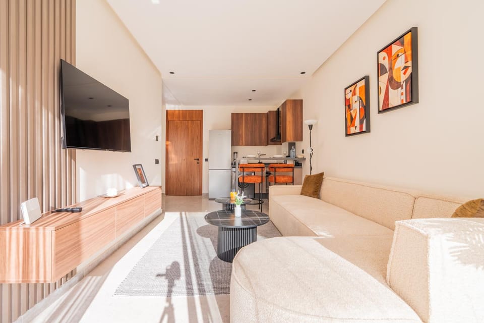 Kitchen or kitchenette, Living room, Seating area, Dining area, heating, internet, air conditioner