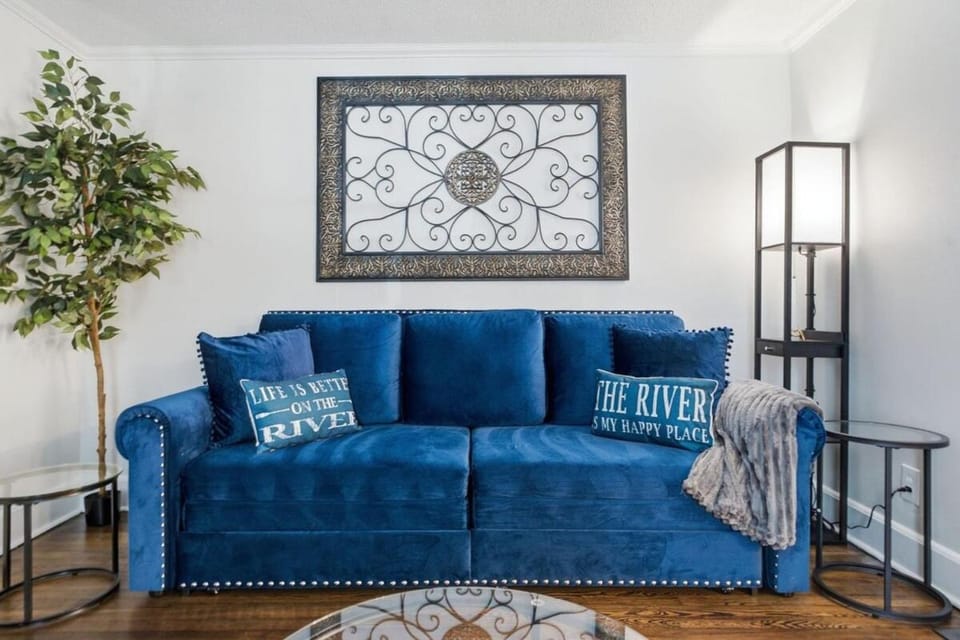 Riverfront Retreat - Convenience - Kayaks House in Downingtown