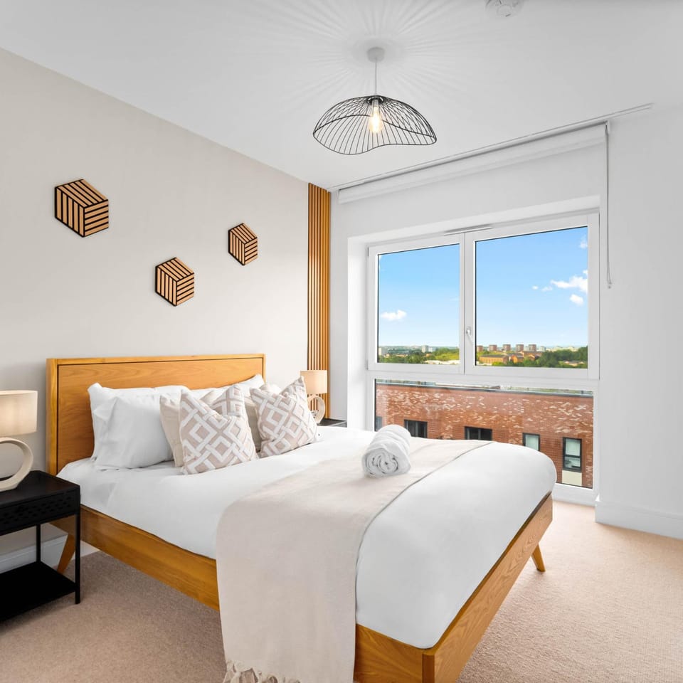 Bed, View (from property/room), Photo of the whole room, Bedroom