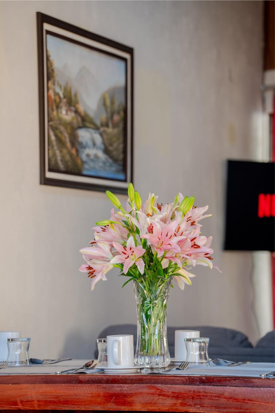 TV and multimedia, Decorative detail