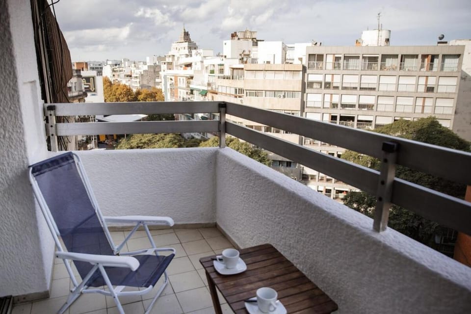 Cálido estudio en excelente ubiación Apartment in Montevideo Department, Uruguay