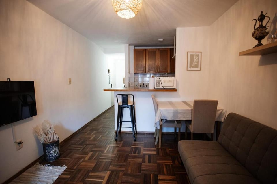 Cálido estudio en excelente ubiación Apartment in Montevideo Department, Uruguay