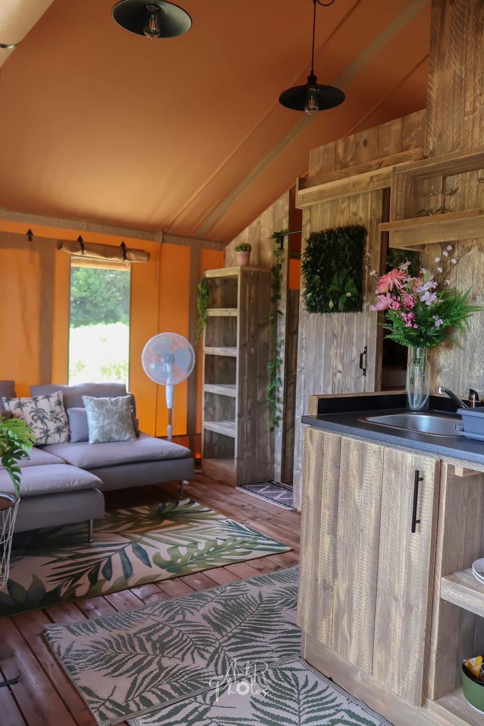 Tente belle vue avec piscine Luxury tent in Vallon-Pont-d'Arc