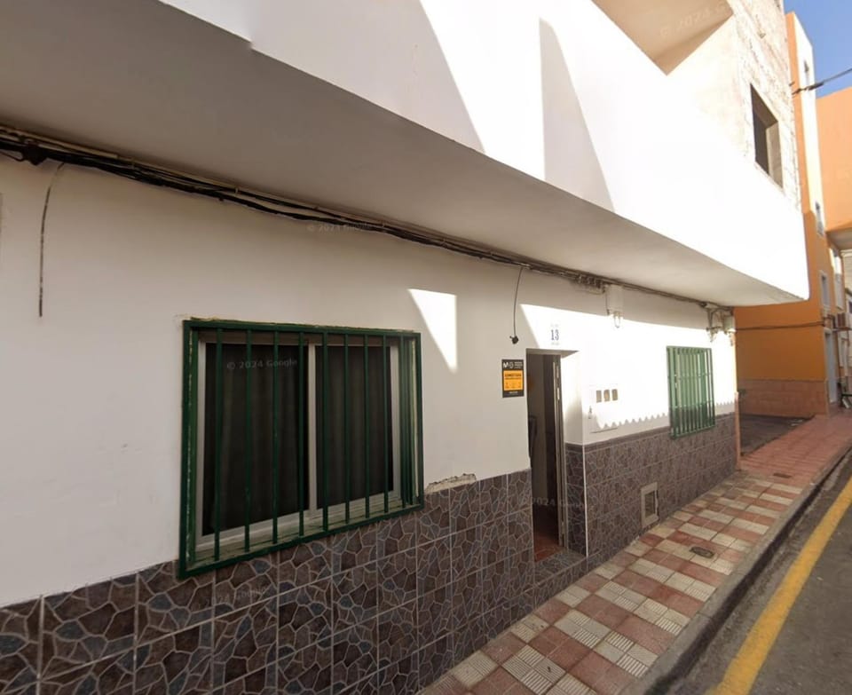 Guargacho Sun Retreat House in Abona