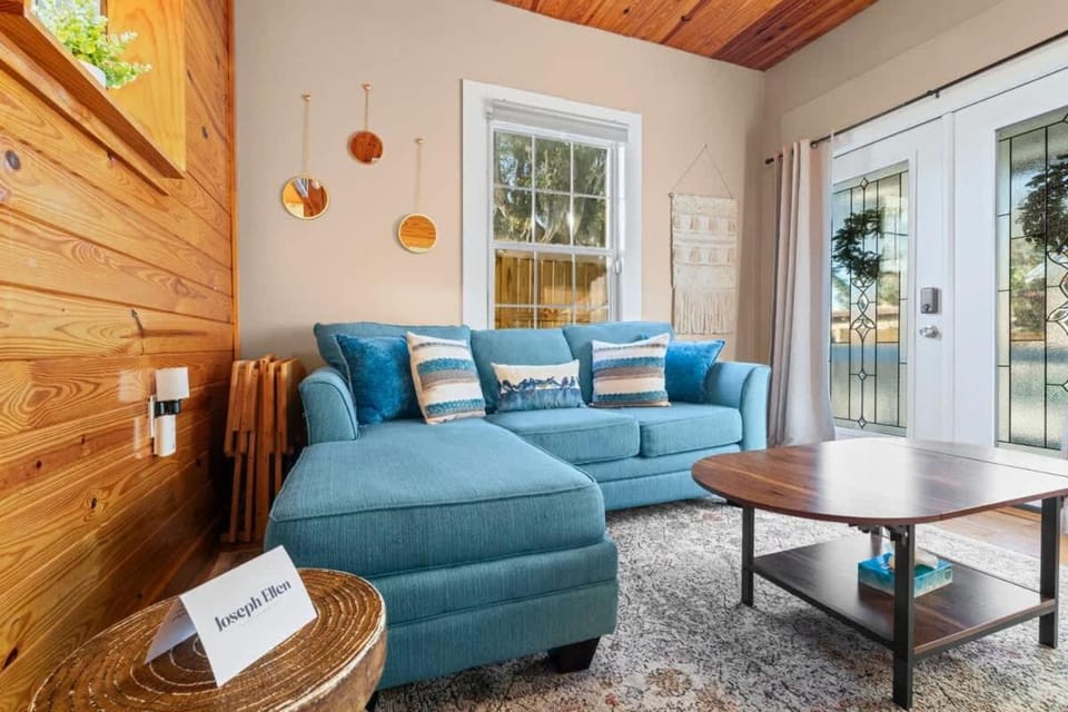 Upper & Lower Oasis - Team Joseph Ellen House in Saint Augustine