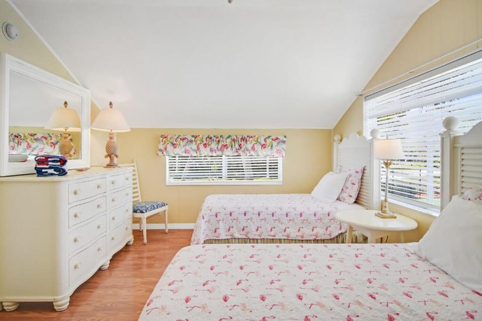 Sanibel Sandals & Flip Flops Apartment in Sanibel Island