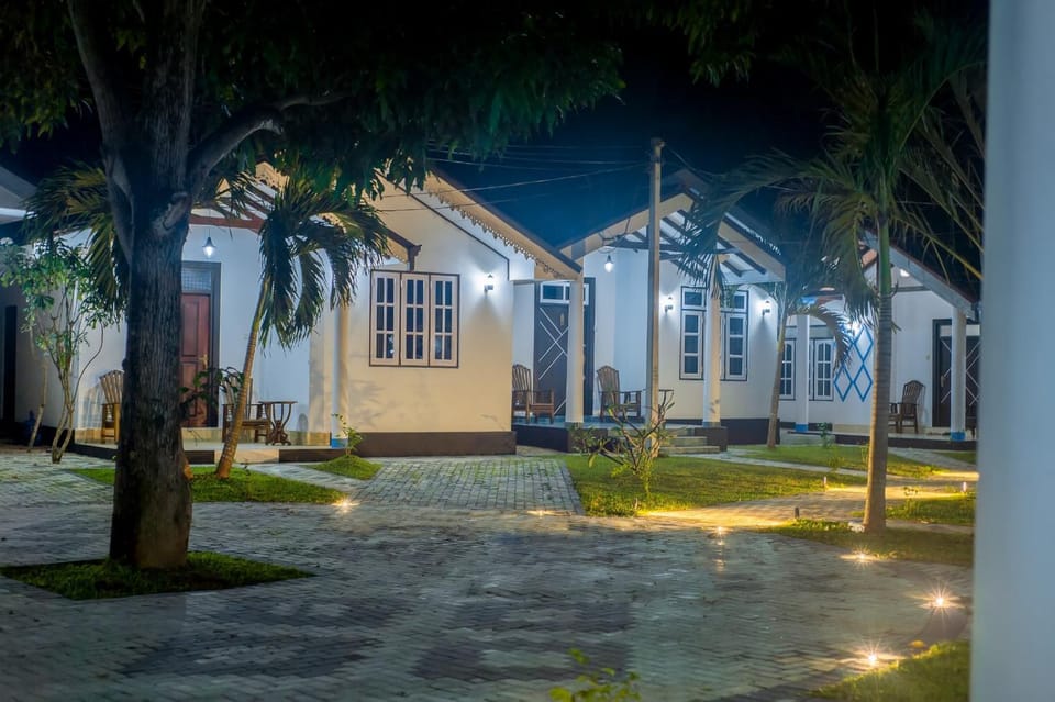 Breeze 12 Villa Apartment in Negombo