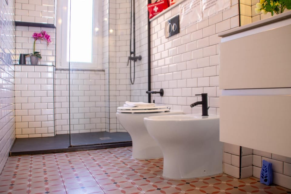 Toilet, Bathroom