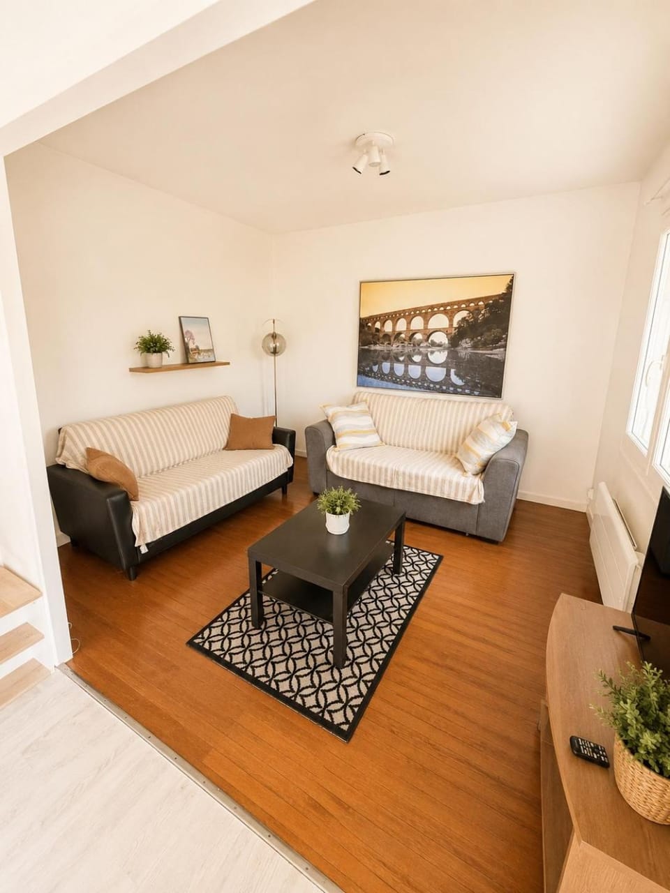 Votre cocon provencal pres d Avignon Apartment in Rochefort-du-Gard
