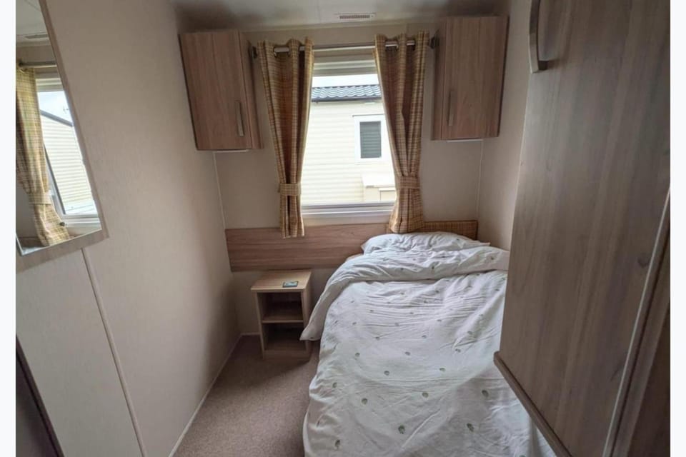 Bed, Photo of the whole room, Bedroom, furniture, wardrobe